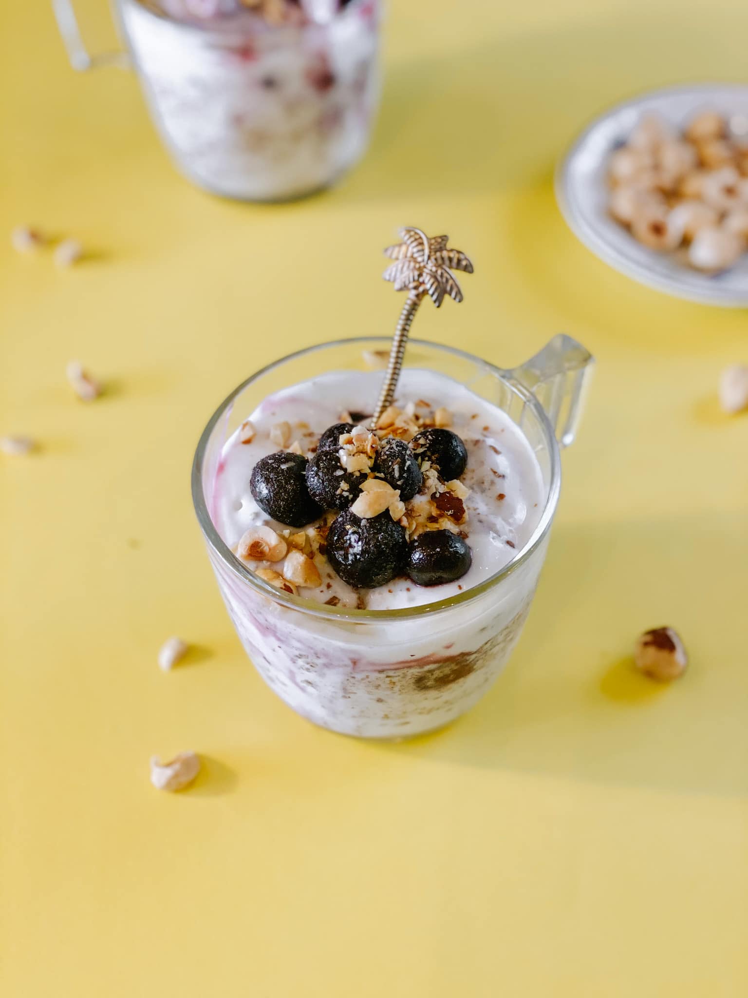 Flat-belly-breakfast-vegan-yogurt-flaxseeds-blueberries5-recipes-breakfast